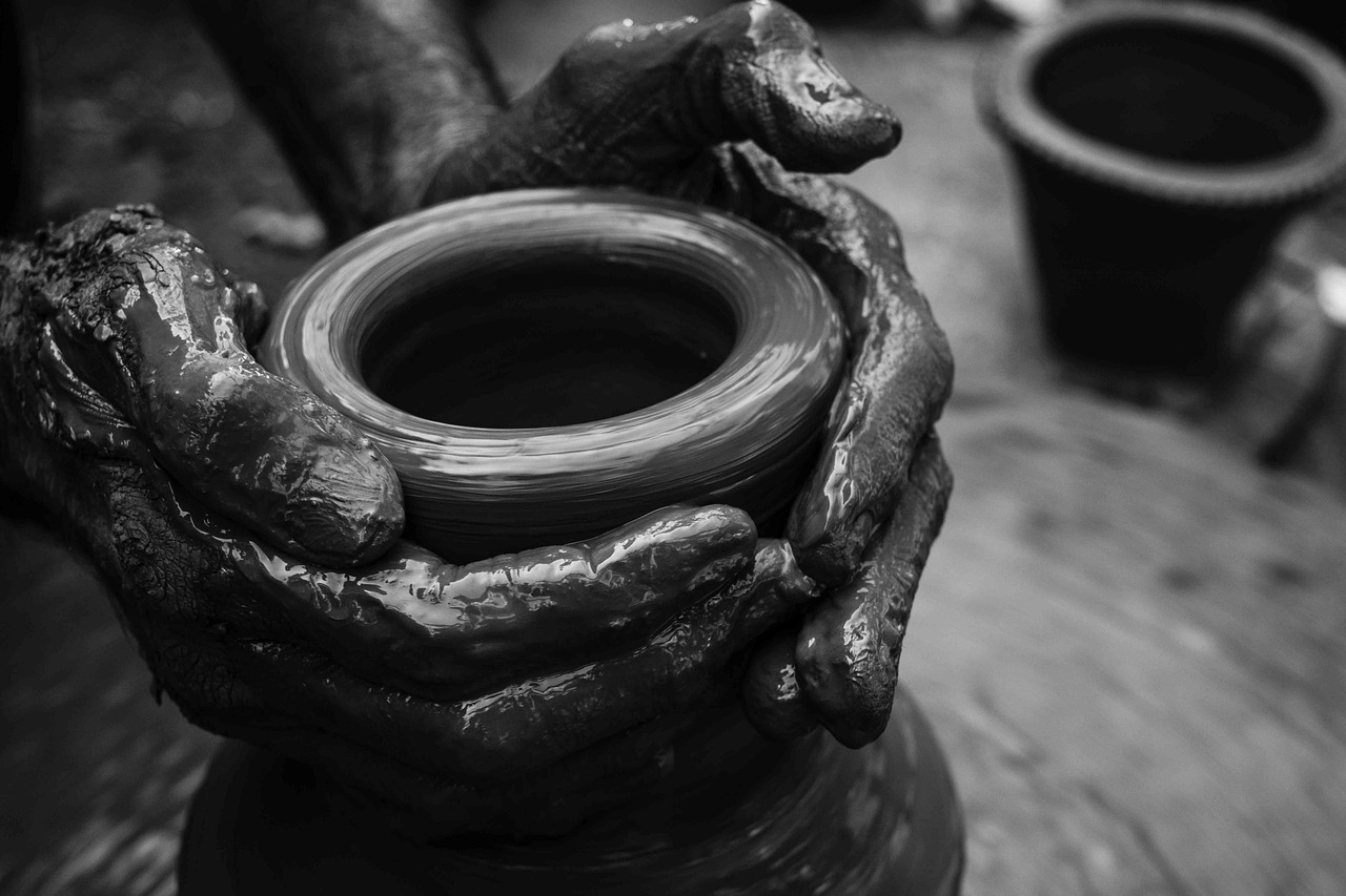 Exploring Pottery Techniques: A Guide for Enthusiasts